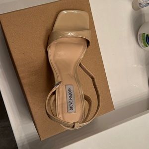 Steve Madden Lange Nude heels